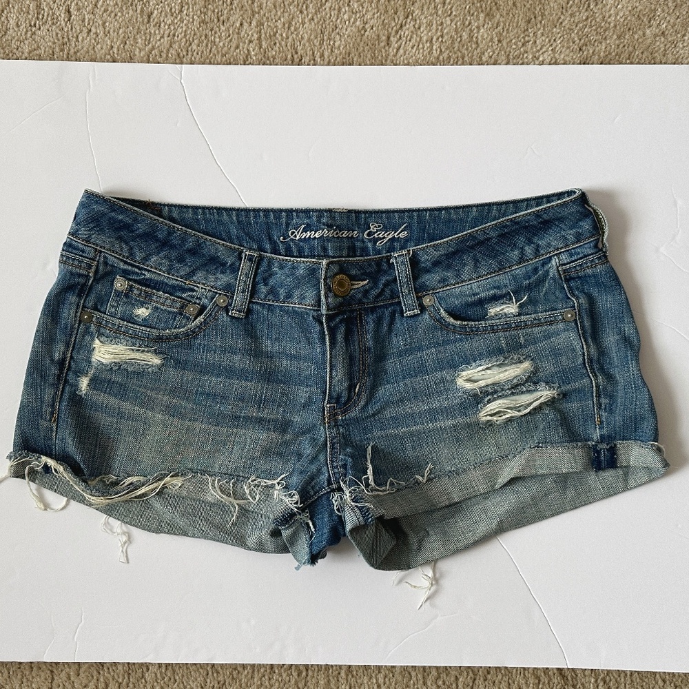 American Eagle Denim Shorts - Size 10